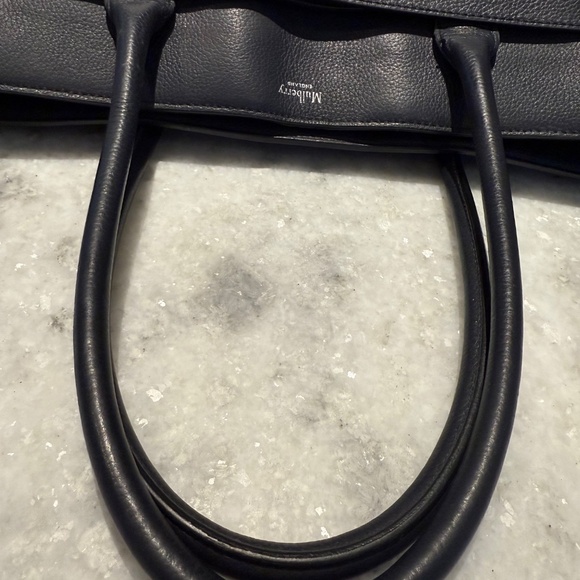 ✨ Mulberry Zipped Bayswater – Large, Dark Navy Grained Leather ✨ - Picture 10 of 13